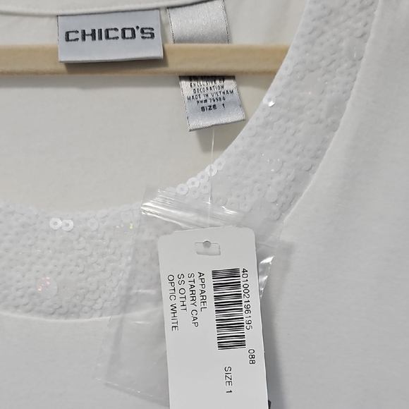 Chico's Classic White Short Sleeve Tee - Picture 2 of 4